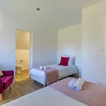 Family Farm At The Foot Of Auvergne Volcanoes * Rochefort-Montagne