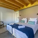 Family Farm At The Foot Of Auvergne Volcanoes Hébergement de vacances Rochefort-Montagne